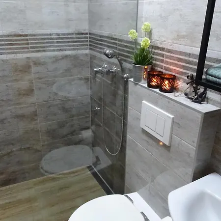 Leca With Heated Private Pool & Sauna Villa *