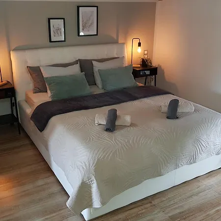 Leca With Heated Private Pool & Sauna