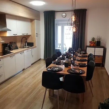 Leca With Heated Private Pool & Sauna Vila *
