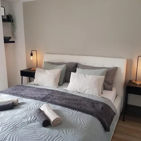 Leca With Heated Private Pool & Sauna Vila *