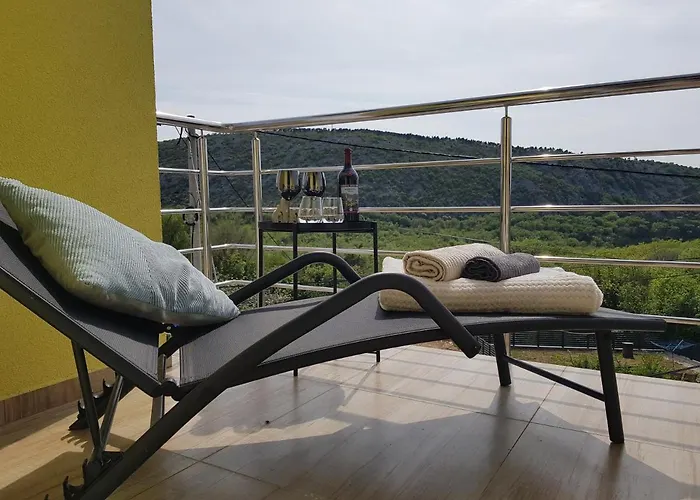 Leca With Heated Private Pool & Sauna *