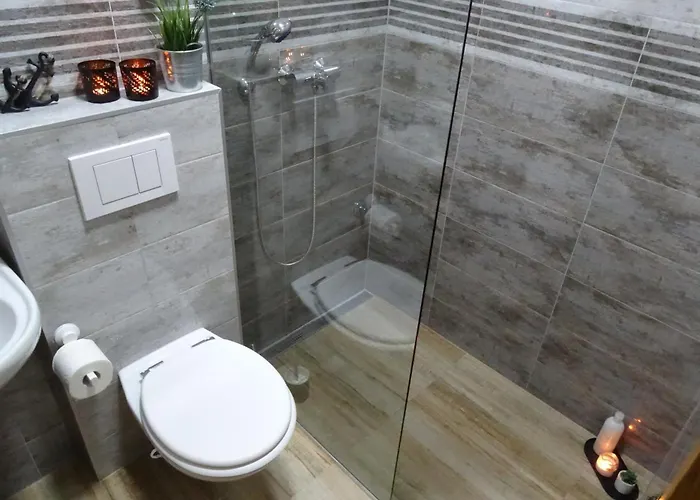 Leca With Heated Private Pool & Sauna Vila *