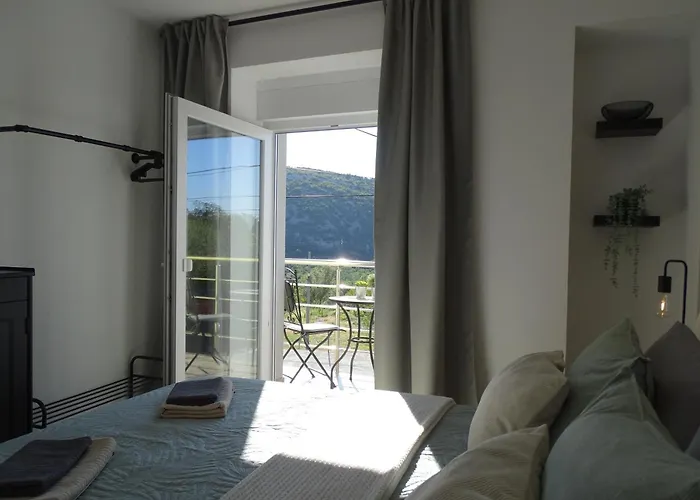 Leca With Heated Private Pool & Sauna Vila *