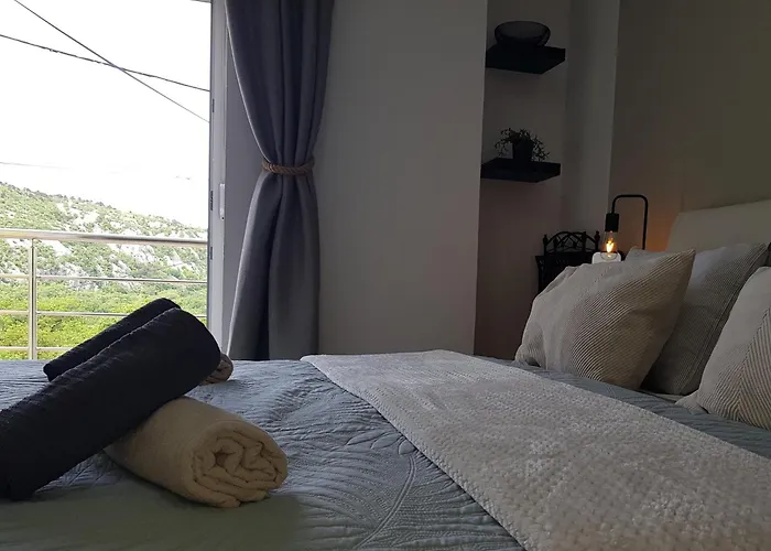 Leca With Heated Private Pool & Sauna Vila *