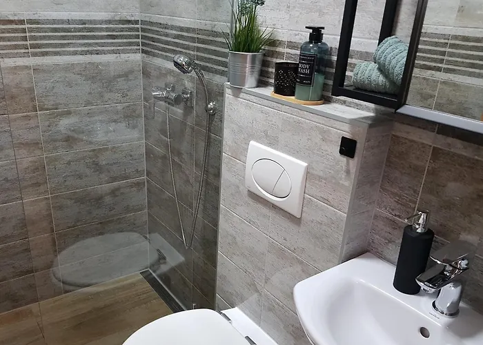 Leca With Heated Private Pool & Sauna *