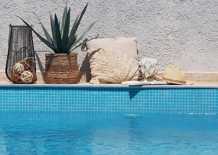 Leca With Heated Private Pool & Sauna *