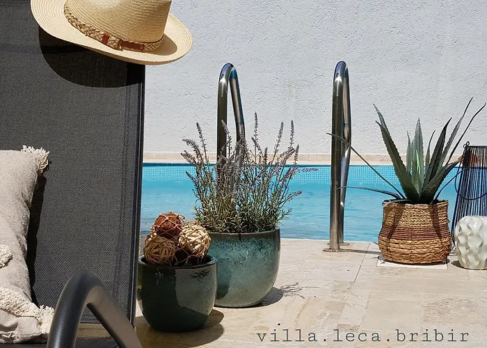 Leca With Heated Private Pool & Sauna Vila *